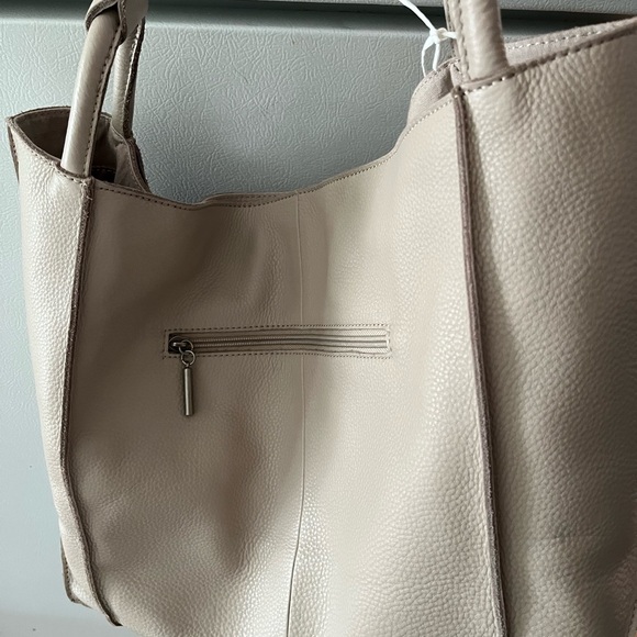 Brand New with tag/ The Sak - Large Taupe Leather Tote Bag - Picture 5 of 16